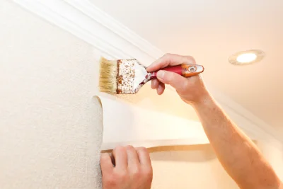 Pose de papier peint à Charlieu — revêtements muraux et toiles de verre